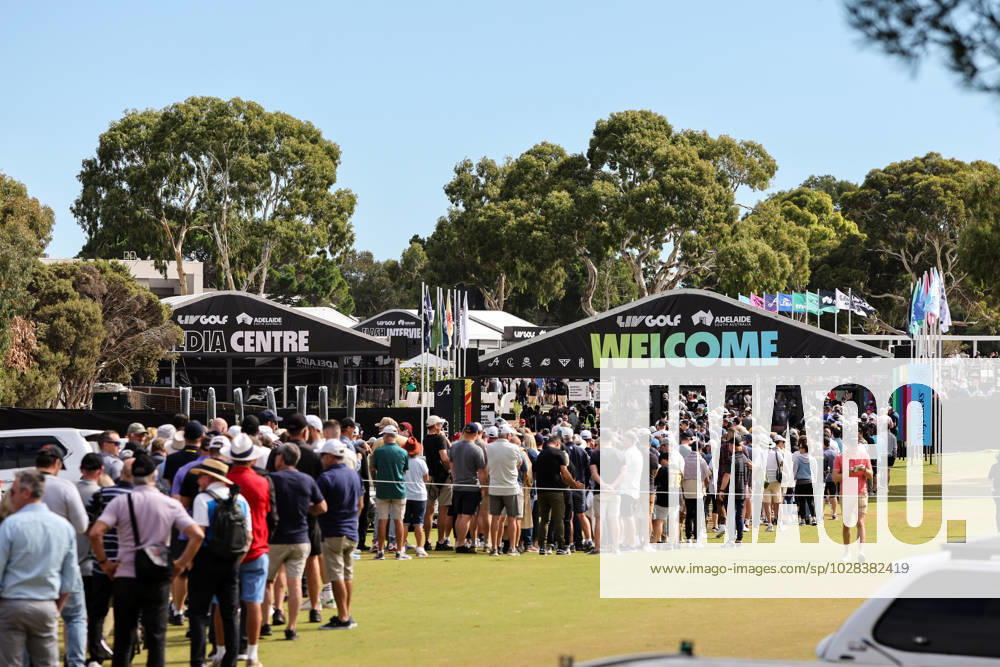 GOLF LIV TOUR ADELAIDE, Spectators in a massive cue attempting to gain entry before the start of play during LIV Golf Adelaide at the Grange Golf Club in Adelaide, Friday, April 21, 2023. ( NO ARCHIVING, , NO USE IN BOOKS WITHOUT CONSENT ADELAIDE SOUTH AUSTRALIA AUSTRALIA