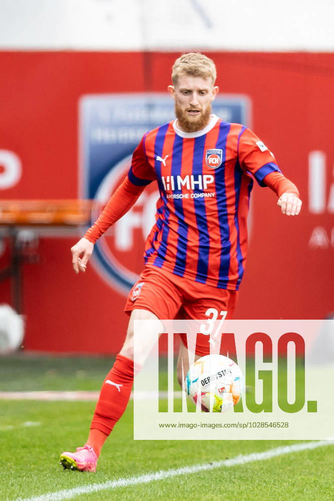 Jan Niklas Beste FC Heidenheim, 37 1 FC Heidenheim vs Holstein Kiel, 2 Football Bundesliga, 29 Matchday, 23 04 2023, Season 2022 2023 DFL REGULATES PROHIBIT ANY USE OF PHOTOGRAPHS AS IMAGE SEQUENCES AND OR QUASI VIDEO 1 FC Heidenheim 1846 vs Holstein Kiel, 2 Football Bundesliga, 23 04 2023, 29 Matchday Heidenheim