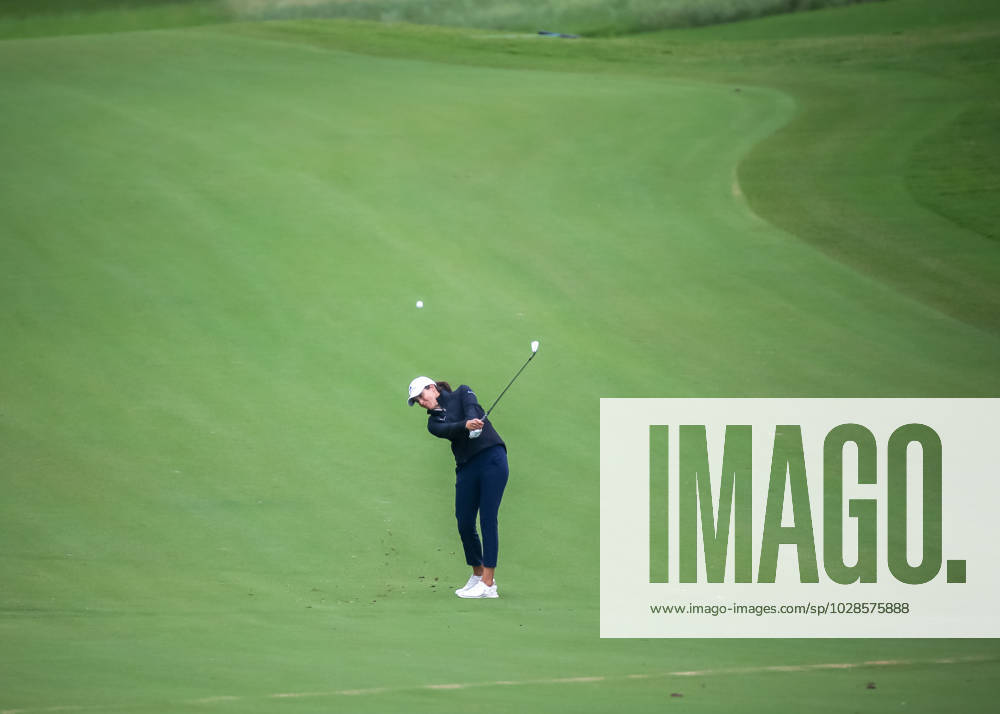 THE WOODLANDS, TX - APRIL 23: Albane Valenzuela (CHE) hits her approach shot on 2 during the final round of the LPGA, Golf Damen Chevron Championship on April 23, 2023 at The Club at Carlton Woods in The Woodlands, Texas. (Photo by Leslie Plaza Johnson Icon Sportswire) GOLF: APR 23 LPGA The Chevron Championship Icon230423071