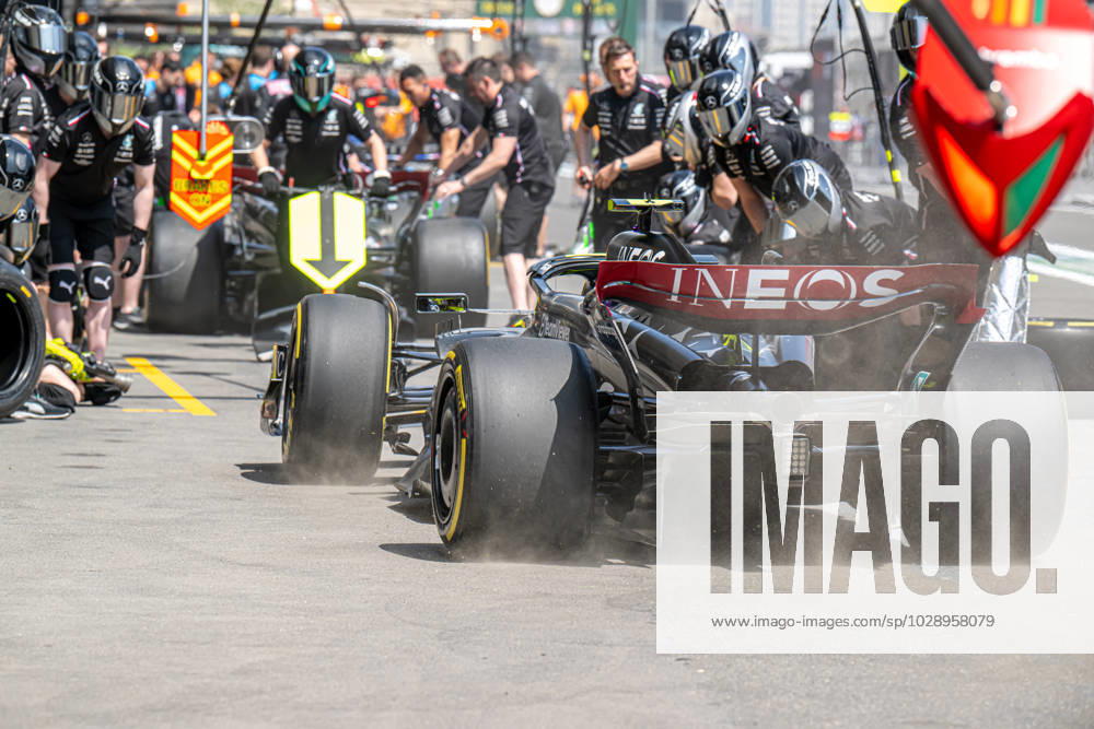 BAKU, AZERBAIJAN: Lewis Hamilton, racing for the Mercedes F1 team during the 2023 Formula 1 Azerbaijan Grand Prix at the Baku City Circuit in Baku, Azerbaijan