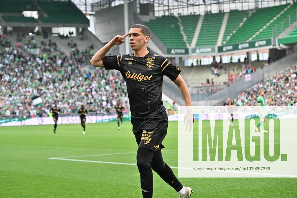 Joie de Amine El Ouazzani (guinpamg) FOOTBALL : AS Saint-Etienne vs EA Guingamp - Ligue 2 - 06 05 2023 FredericChambert Panoramic