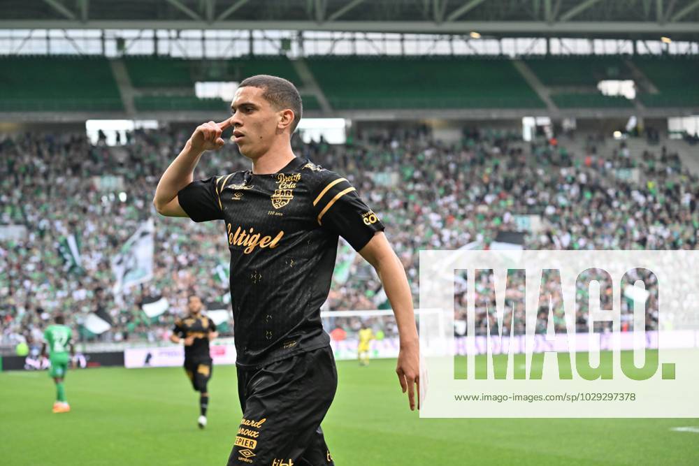 Joie de Amine El Ouazzani (guinpamg) FOOTBALL : AS Saint-Etienne vs EA Guingamp - Ligue 2 - 06 05 2023 FredericChambert Panoramic