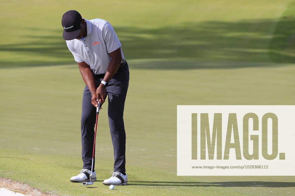 DULUTH, GA - MAY 07: Timothy O Neal puts on the 128th green during the final round of the PGA, Golf Herren Tour Champions Mitsubishi Electric Classic on May 7, 2023 at TPC Sugarloaf in Duluth, Georgia. (Photo by David J. Griffin Icon Sportswire) GOLF: MAY 07 PGA Tour Champions Mitsubishi Electric Classic Icon9532305071020