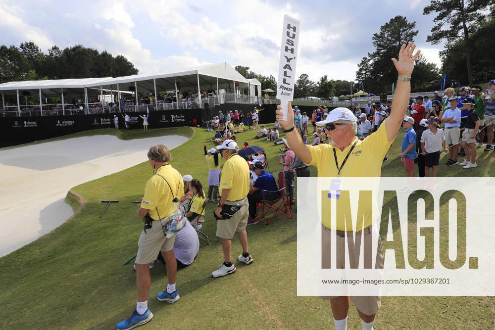 DULUTH, GA - MAY 07: A course worker holds up a Hush YÕall sign during the final round of the PGA, Golf Herren Tour Champions Mitsubishi Electric Classic on May 7, 2023 at TPC Sugarloaf in Duluth, Georgia. (Photo by David J. Griffin Icon Sportswire) GOLF: MAY 07 PGA Tour Champions Mitsubishi Electric Classic Icon9532305071122