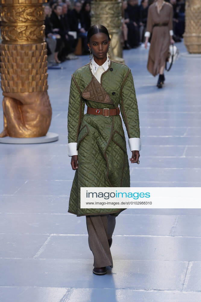 A model walking the runway during the Chloe Fall 2020 show during Paris Fashion Week - Feb 27, 2020 - PFW: Chloe Fall 2020, Paris France