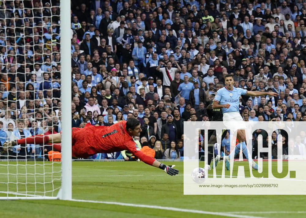 Manchester, England, 17th May 2023. Rodri of Manchester City takes a shot during the UEFA Champions League match at the Etihad Stadium, Manchester. Picture credit should read: Andrew Yates Sportimage . SPI-2446-0048