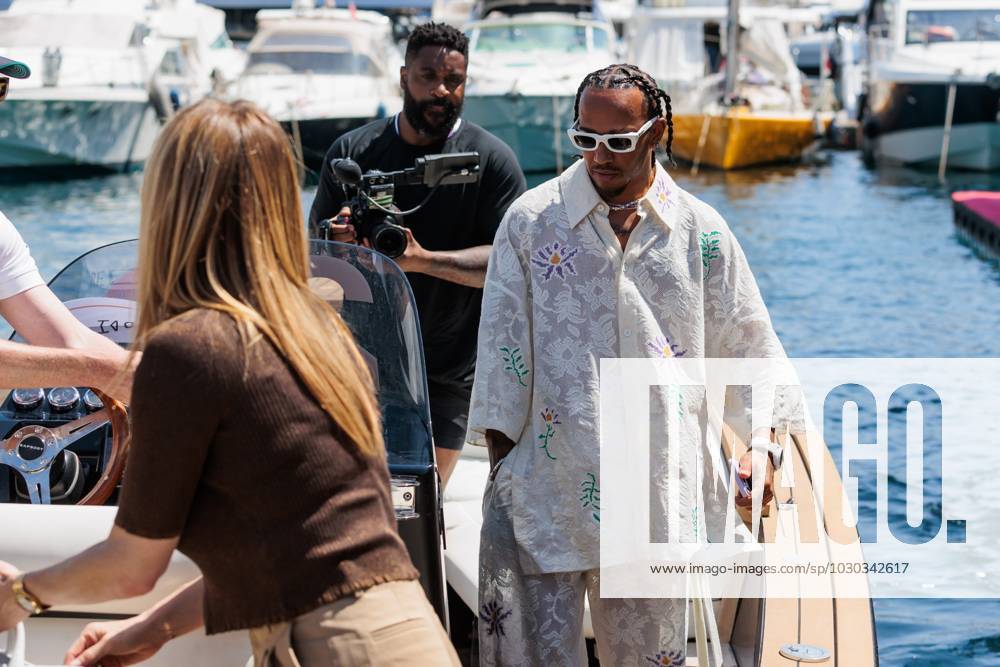 Lewis Hamilton Mercedes AMG Petronas Motorsport arrives at the paddock, Monaco Grand Prix, Motorsport, Formula 1, 2023 season, 26 05 2023 Monaco Grand Prix, Motorsport, Formula 1, 2023 season