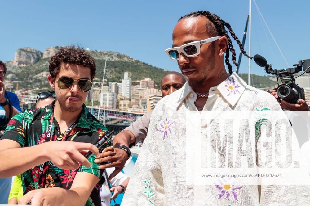Lewis Hamilton Mercedes AMG Petronas Motorsport arrives at the paddock, Monaco Grand Prix, Motorsport, Formula 1, 2023 season, 26 05 2023 Monaco Grand Prix, Motorsport, Formula 1, 2023 season