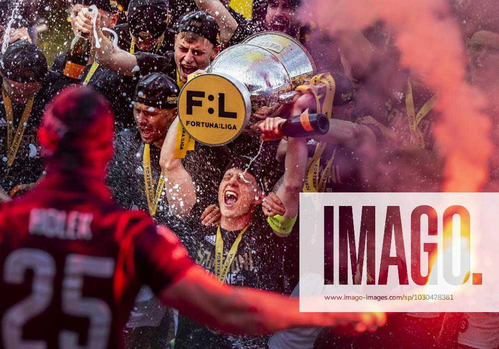 KW21 Sparta Praha footballers won the first division title after nine years and celebrate in Prague, Czech Republic, May 27, 2023. (CTKxPhoto RomanxVondrous) CTKPhotoF202305280011701 CTKPhotoF202305280011701