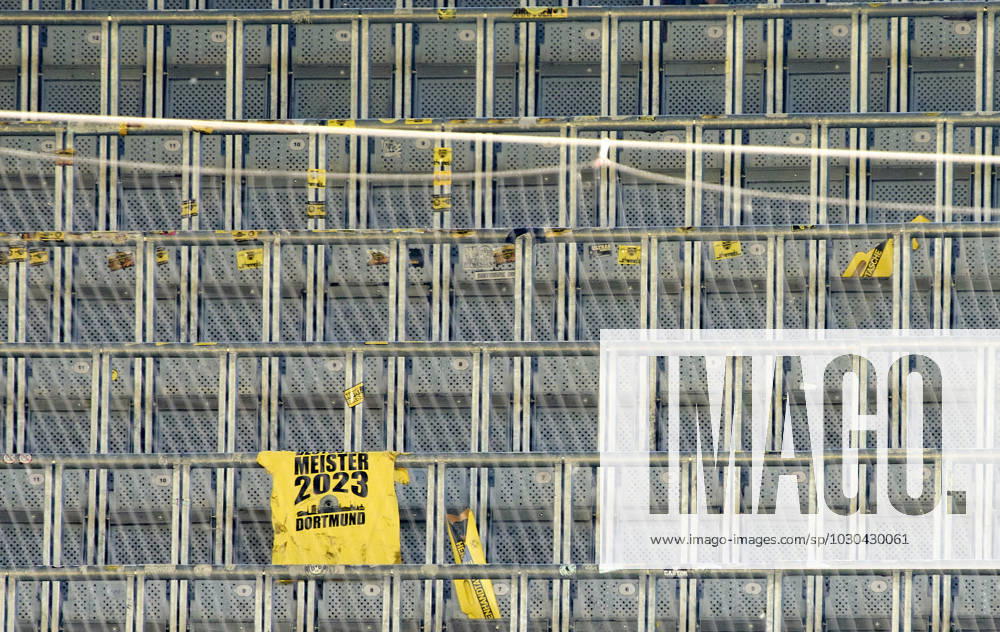 KW21 BVB fan with Meister 2023 jersey after the match BORUSSIA DORTMUND - FSV MAINZ 05 2-2, BVB lost the chance for the title. 1.German Football League on May 27, 2023 in Dortmund, Germany. Season 2022 2023, matchday 34, 1.Bundesliga, 34.Spieltag, BVB, MZ,