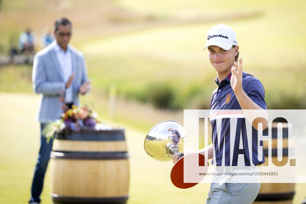 CROMVOIRT - Lars van der Vight became best amateur during the 103rd edition of the KLM Open golf tournament. The KLM Open counts as a qualifying tournament for the US Open. ANP SANDER KONING netherlands out - belgium out Cromvoirt IVx 470423103 originalFilename: 0258129565st