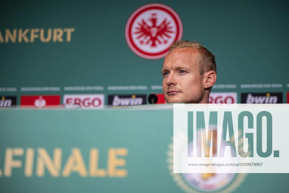 football DFB Pokal final 2023, RB Leipzig Eintracht Frankfurt, training and press conference, v l Sebastian Rode Eintracht Frankfurt Berlin