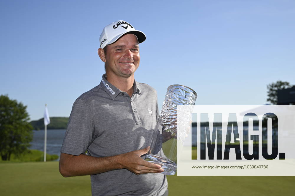 STOCKHOLM 20230611 Dale Whitnell, UK, with the trophy after winning the Scandinavian Mixed European Tour event at Ullna golf course STOCKHOLM SWEDEN