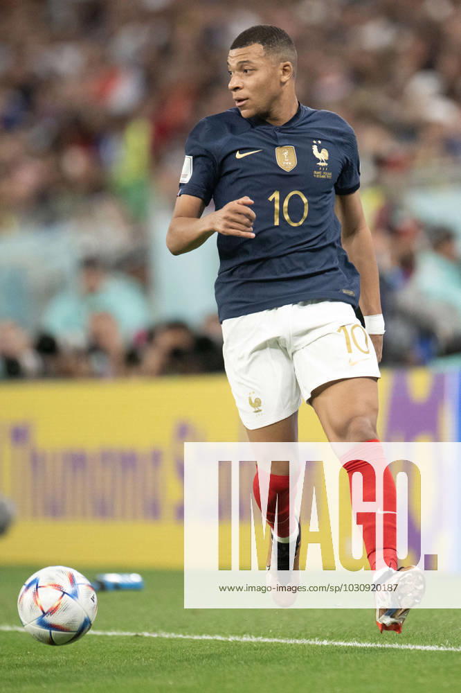 France v Poland - Round of 16 - FIFA World Cup, WM, Weltmeisterschaft, Fussball Doha Kylian Mbappe of France in action during the FIFA World Cup Qatar 2022 Round of 16 match between France v Poland at Al Thumama Stadium on December 04, 2022 in Doha, Qatar. Photo by David Niviere ABACAPRESS.COM DOHA Qatar