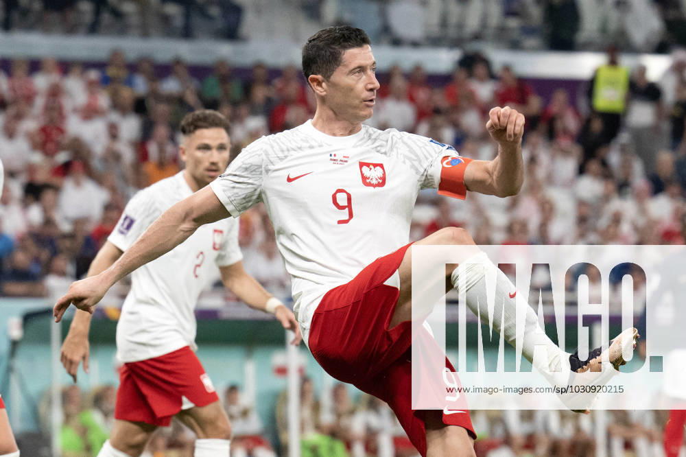 France v Poland - Round of 16 - FIFA World Cup, WM, Weltmeisterschaft, Fussball Doha Robert Lewandowski of Poland in action during the FIFA World Cup Qatar 2022 Round of 16 match between France v Poland at Al Thumama Stadium on December 04, 2022 in Doha, Qatar. Photo by David Niviere ABACAPRESS.COM DOHA Qatar
