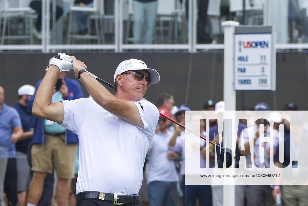 Phil Mickelson tees off during a practice round prior to the 123rd US Open Championship at The Los Angeles Country Club on Wednesday June 14, 2023 in Los Angeles, California. JAVIER ROJAS PI Los Angeles USA - ZUMAp124 20230614_zaa_p124_010