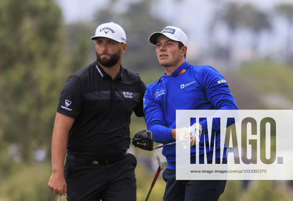 Viktor Hovland watches his ball as Jon Rahm moves to hit his tee during the First round of the LACC 123rd U.S. Open Championship on Thursday June 15, 2023 held at the Los Angeles Country Club in Los Angeles, California. JAVIER ROJAS PI Los Angeles USA - ZUMAp124 20230615_zaa_p124_001