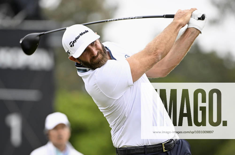 Dustin Johnson hits from the 18th tee during the first round of the 2023 U.S. Open at the Los Angeles Country Club in Los Angeles on Thursday, June 15, 2023. McIlroy finished with a five-under par 65. LAP20230615233 ALEXxGALLARDO