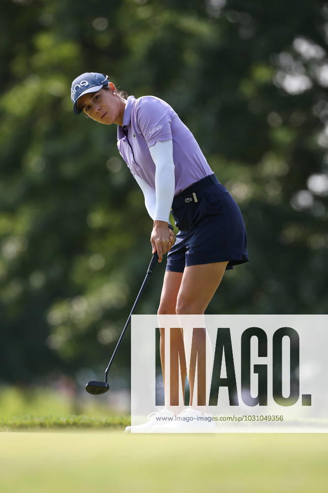 Meijer LPGA, Golf Damen Classic Azahara Munoz of Spain follows her shot on the first green during the third round of the Meijer LPGA Classic for Simply Give golf tournament at Blythefield Country Club in Belmont, MI, USA Saturday, June 17, 2023. Belmont Michigan United States