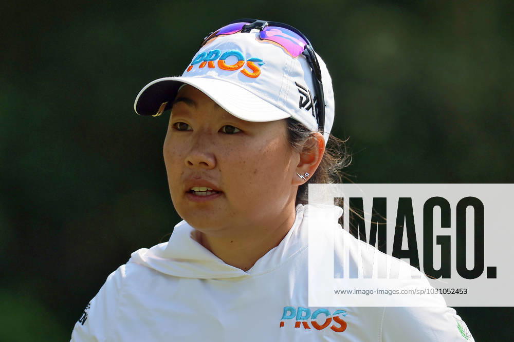 Meijer LPGA, Golf Damen Classic for Simply Give Mina Harigae of Monterey, California walks from the 4th tee during the third round of the Meijer LPGA Classic golf tournament at Blythefield Country Club in Belmont, MI, USA Saturday, June 17, 2023. Belmont Michigan United States