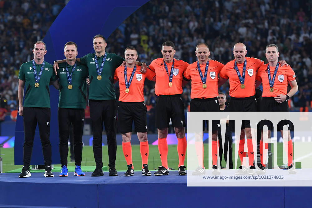 Soccer Champions League Final Manchester City Inter Milan on 10 06 2023 in Atatürk Olympic Stadium in Istanbul Referees V l n r Marco Fritz, Bartosz Frankowski, Tomasz Kwiatkowski, Vasile Marinescu, Istvan Kovacs, Pawel Sokolnicki, Szymon Marciniak, Tomasz Listkiewicz