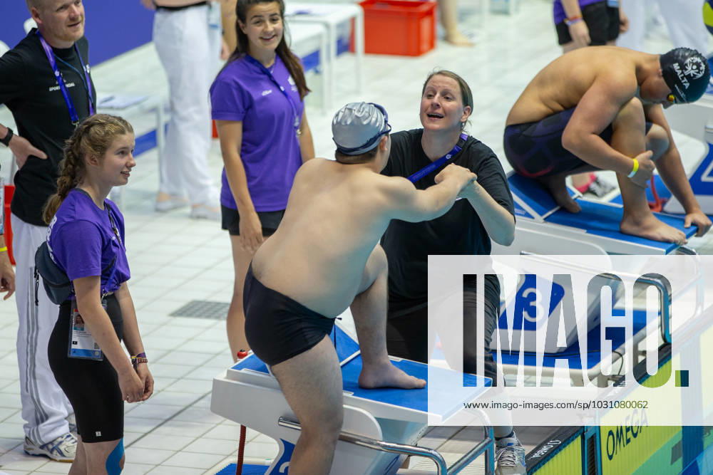 SPECIAL OLYMPICS - World Summer Games 2023 BERLIN,GERMANY,18.JUN.23 - SPECIAL OLYMPICS - World Summer Games 2023, swimming. Image shows an athlete with volunteers. GEPAxpictures xGintarexKarpaviciute