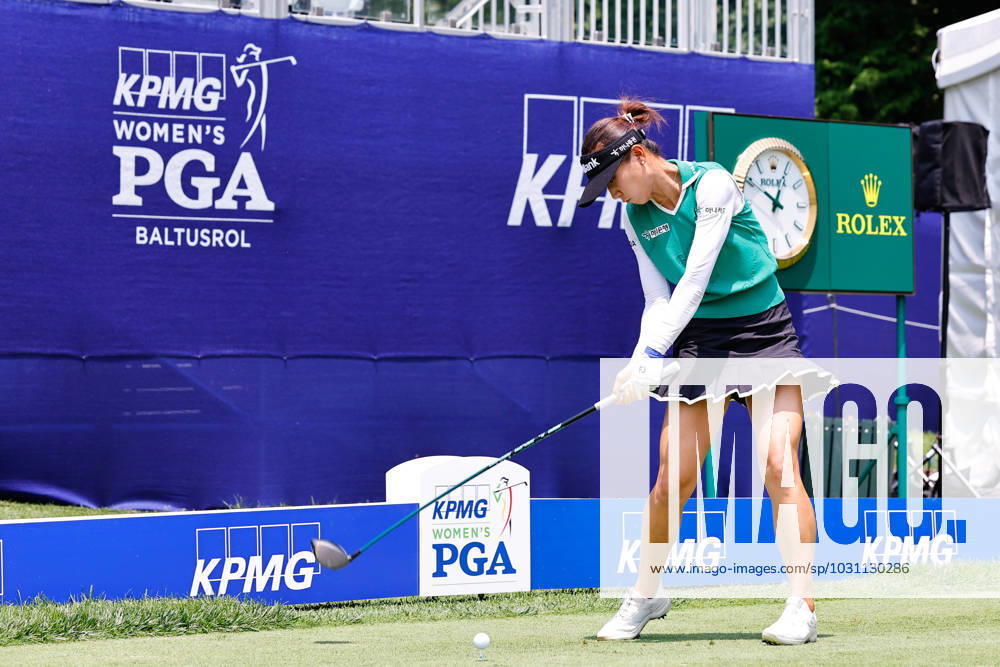 SPRINGFIELD, NJ - JUNE 19: Lydia Ko of New Zealand tees of at the 1st tee during practice for the LPGA, Golf Damen KPMG Womens PGA, Golf Herren Championship on June 19, 2023 at Baltusrol Golf Club (Lower Course) in Springfield, New Jersey. (Photo by Rich Graessle Icon Sportswire) GOLF: JUN 19 LPGA KPMG Womens PGA Championship Icon23061918113
