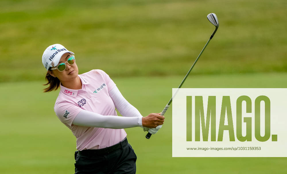 Minjee Lee (AUS) hits an approach shot during a practice round of the KPMG Womens Golf Championship at Baltusrol Golf Club in Springfield, NJ on June 21, 2023. Eclipse Sportswire CSM Springfield USA - ZUMAcs17 20230621_zaf_cs17_026