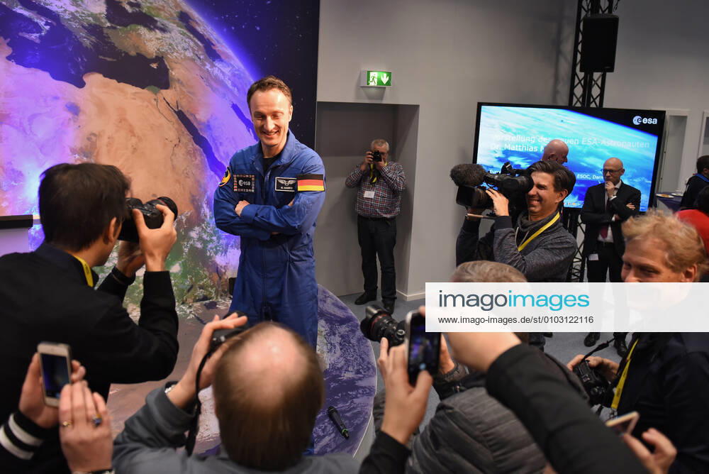 ESA Press Conference, Astronaut Dr Matthias Maurer 02 02 2017 Darmstadt x1x ESA, European Space Operations Centre Press Conference, Introduction of ESA Astronaut Dr Matthias Maurer In picture l r Dr Matthias Maurer Frankfurt Frankfurt Hessen Germany