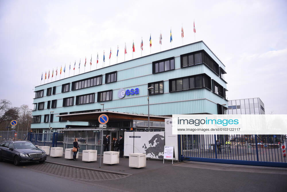 ESA Press Conference, Astronaut Dr Matthias Maurer 02 02 2017 Darmstadt x1x ESA, European Space Operations Center Press Conference, Introduction of ESA Astronaut Dr Matthias Maurer In the picture l r exterior view, building Frankfurt Frankfurt Hessen Germany