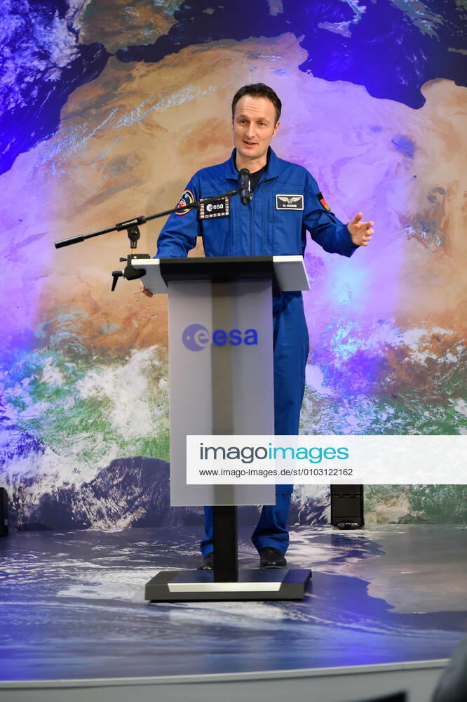 ESA Press Conference, Astronaut Dr Matthias Maurer 02 02 2017 Darmstadt x1x ESA, European Space Operations Center Press Conference, Introduction of ESA Astronaut Dr Matthias Maurer In the picture l r Dr Matthias Maurer Frankfurt Frankfurt Hessen Germany
