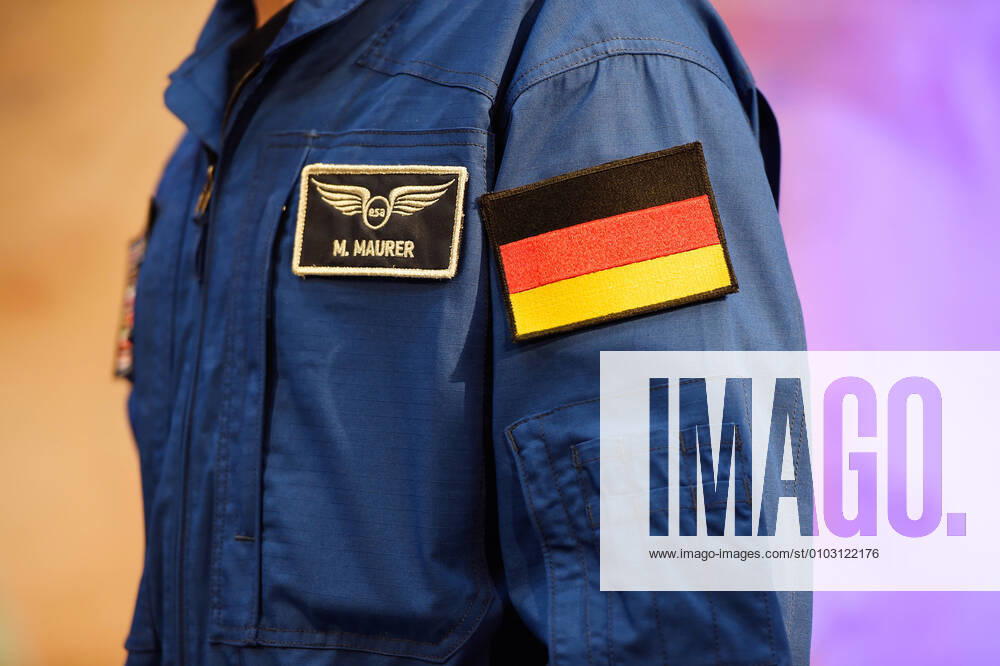ESA Press Conference, Astronaut Dr Matthias Maurer 02 02 2017 Darmstadt x1x ESA, European Space Operations Center Press Conference, Introduction of ESA Astronaut Dr Matthias Maurer In the picture l r Dr Matthias Maurer Frankfurt Frankfurt Hessen Germany