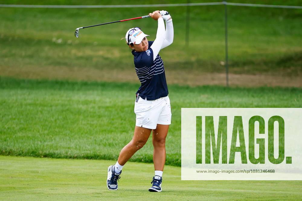 SPRINGFIELD, NJ - JUNE 25: Mina Harigae of the United States hits from the 5th fairway during the final round of the LPGA, Golf Damen KPMG Womens PGA, Golf Herren Championship on June 25, 2023 at Baltusrol Golf Club (Lower Course) in Springfield, New Jersey. (Photo by Rich Graessle Icon Sportswire) GOLF: JUN 25 LPGA KPMG Womens PGA Championship Icon23062519107