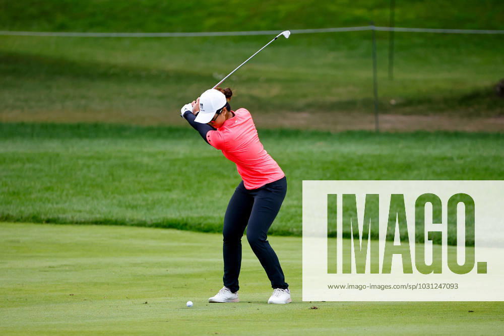 SPRINGFIELD, NJ - JUNE 25: Xiyu Lin of China plays from the 5th fairway during the final round of the LPGA, Golf Damen KPMG Womens PGA, Golf Herren Championship on June 25, 2023 at Baltusrol Golf Club (Lower Course) in Springfield, New Jersey. (Photo by Rich Graessle Icon Sportswire) GOLF: JUN 25 LPGA KPMG Womens PGA Championship Icon23062519128