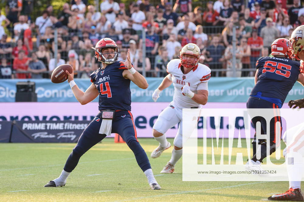American Football, 2023 season, European League of Football ELF , Hamburg Sea Devils Berlin Thunder, Stadion Hoheluft Hamburg , 25 06 2023, 4 Gameweek Moritz M Maack 4, Sea Devils, QB, GER For editorial use only Photo IMAGO Lobeca Roberto Seidel Hamburg Stadion Hoheluft, Lokstedter Steindamm 87 Hamburg Germany
