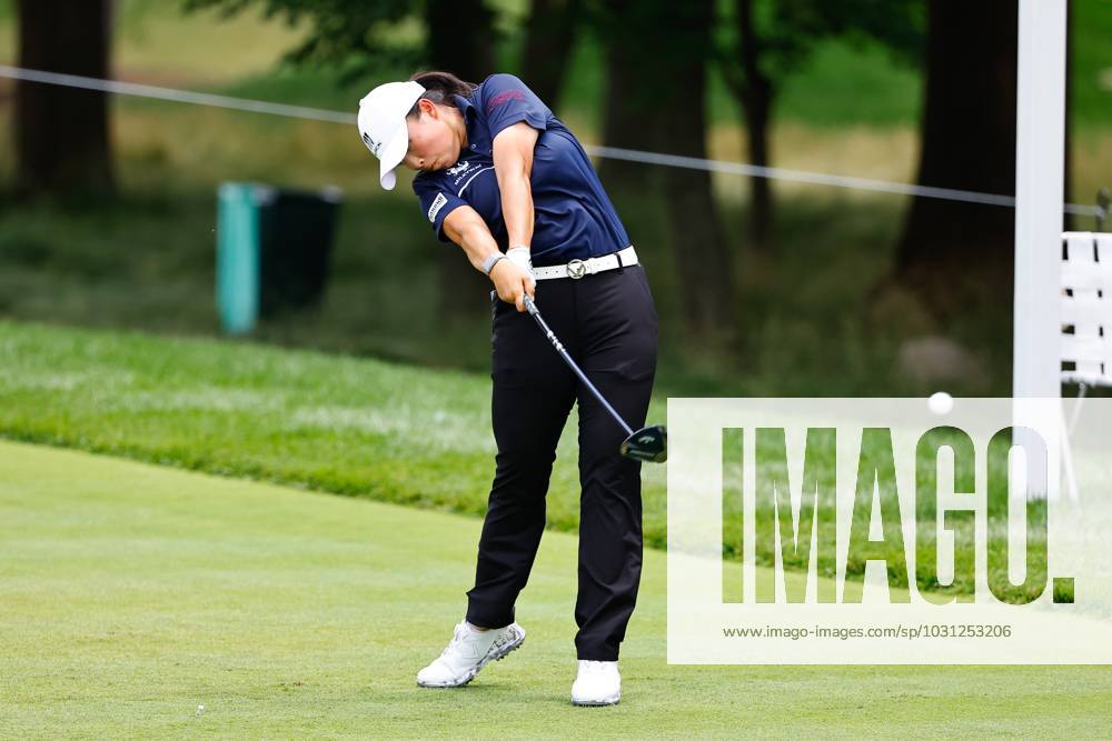 SPRINGFIELD, NJ - JUNE 25: Ruoning Yin of China tees off at the 6th tee during the LPGA, Golf Damen KPMG Womens PGA, Golf Herren Championship on June 25, 2023 at Baltusrol Golf Club (Lower Course) in Springfield, New Jersey. (Photo by Rich Graessle Icon Sportswire) GOLF: JUN 25 LPGA KPMG Womens PGA Championship Icon23062519312