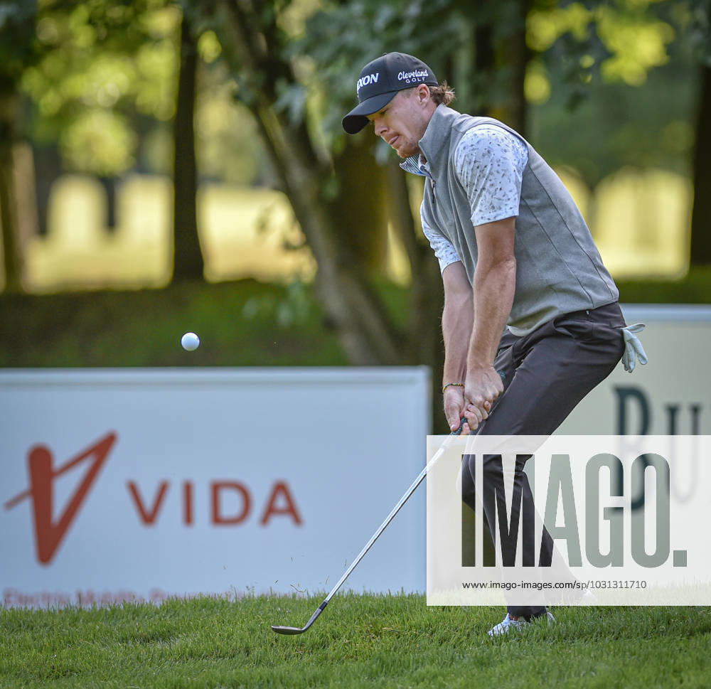 29th June 2023; The Belfry, Sutton Coldfield, West Midlands, England: Betfred British Masters Golf, Day 1; Sean Crocker (USA) chips onto the green ActionPlus12524869 GodfreyxPitt