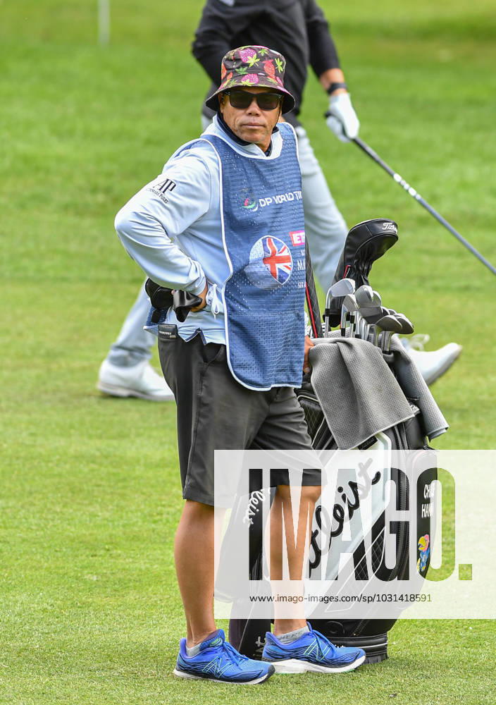 2nd July 2023; The Belfry, Sutton Coldfield, West Midlands, England: Betfred British Masters Golf, Day 4; A caddy looking relaxed ActionPlus12526196 GodfreyxPitt