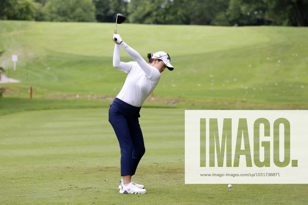 SYLVANIA, OH - JULY 13: LPGA, Golf Damen golfer Rose Zhang hits her tee shot on the 11th hole during the first round of the Dana Open on July 13, 2023, at Highland Meadows Golf Club in Sylvania, Ohio. (Photo by Brian Spurlock Icon Sportswire) GOLF: JUL 13 LPGA Dana Open Icon230713001