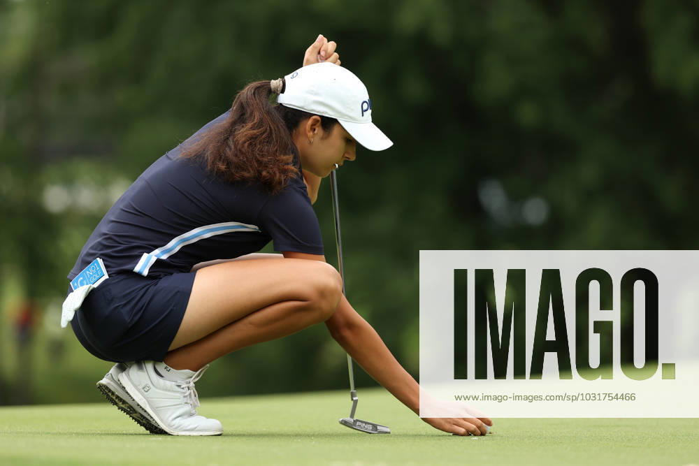Dana Open Ines Laklalech of Morocco lines up her putt on the first green during Day One of the Dana Open at Highland Meadows Golf Club in Sylvania, Ohio USA, on Thursday, July 13, 2023. Sylvania Ohio United States