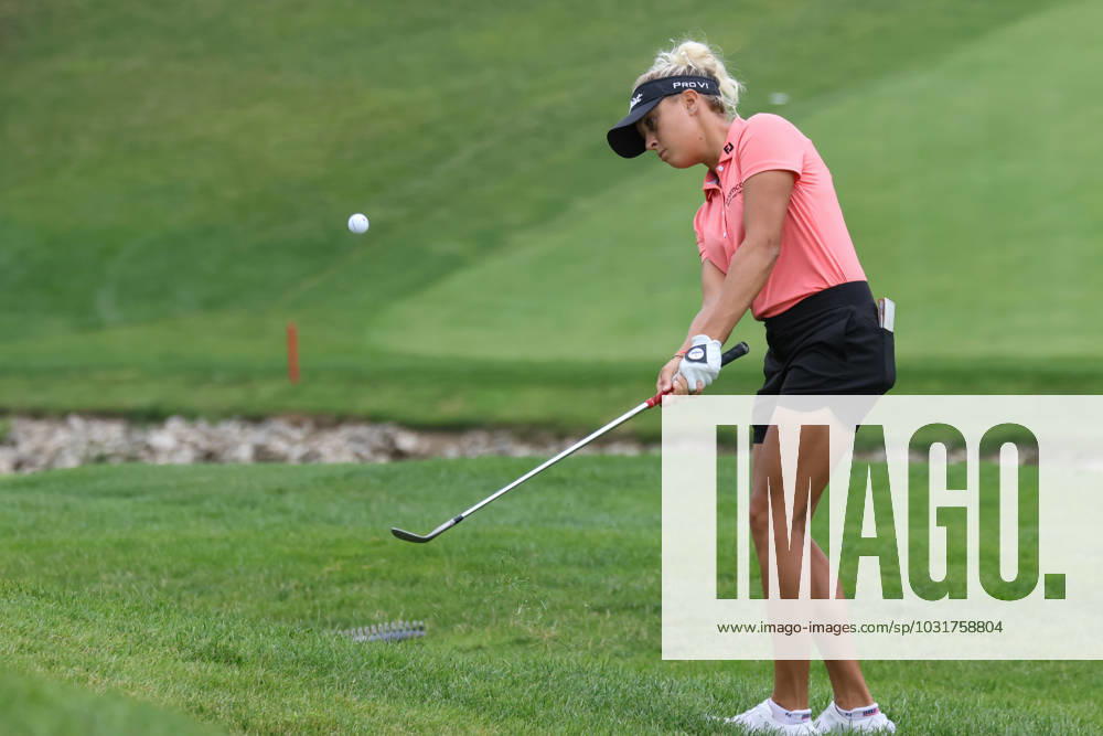 SYLVANIA, OH - JULY 13: Pauline Roussin, of France, chips onto the 18th green during the first round of the LPGA, Golf Damen Dana Open on July 13, 2023 at Highland Meadows Golf Club in Sylvania, Ohio. (Photo by Scott W. Grau Icon Sportswire) GOLF: JUL 13 LPGA Dana Open Icon23071342