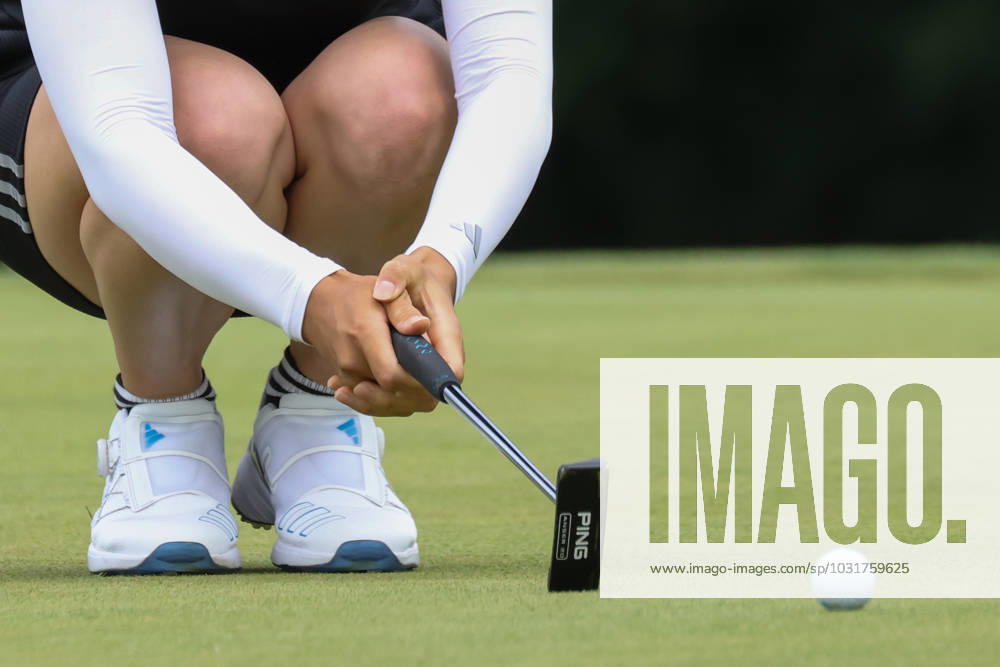 SYLVANIA, OH - JULY 13: Hinako Shibuno, of Japan, (not pictured) lines up her put on the 18th green during the first round of the LPGA, Golf Damen Dana Open on July 13, 2023 at Highland Meadows Golf Club in Sylvania, Ohio. (Photo by Scott W. Grau Icon Sportswire) GOLF: JUL 13 LPGA Dana Open Icon23071383