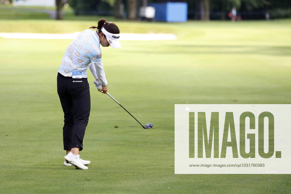 SYLVANIA, OH - JULY 13: LPGA, Golf Damen golfer Lydia Ko hits her second shot on the 17th hole during the first round of the Dana Open on July 13, 2023, at Highland Meadows Golf Club in Sylvania, Ohio. (Photo by Brian Spurlock Icon Sportswire) GOLF: JUL 13 LPGA Dana Open Icon230713098
