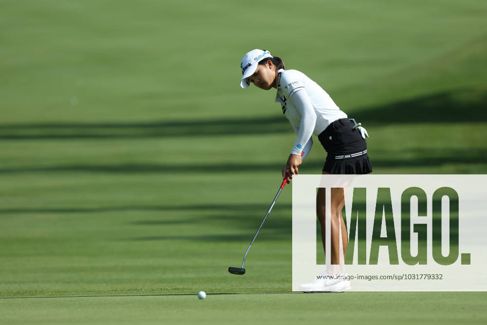 Dana Open Jaravee Boonchant of Thailand putts on the 10th green during Day Two of the Dana Open at Highland Meadows Golf Club in Sylvania, Ohio USA, on Friday, July 14, 2023. Sylvania Ohio United States