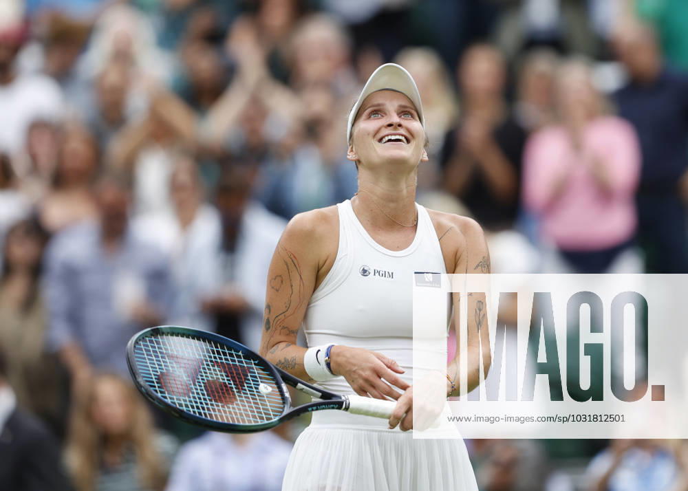 Marketa Vondrousova cheers after victory, jubilation, joy, emotion, final, final match