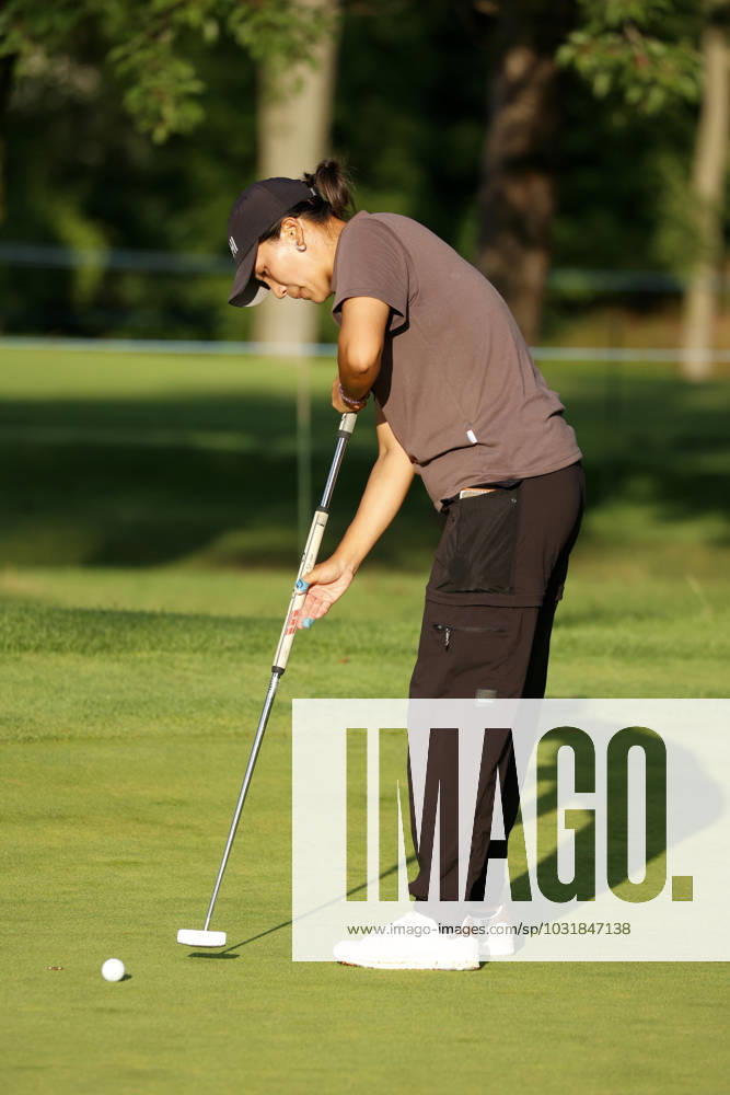 SYLVANIA, OH - JULY 15: LPGA, Golf Damen golfer Annie Park putts on the 17th hole during the third round of the Dana Open on July 15, 2023, at Highland Meadows Golf Club in Sylvania, Ohio. (Photo by Brian Spurlock Icon Sportswire) GOLF: JUL 15 LPGA Dana Open Icon230715151