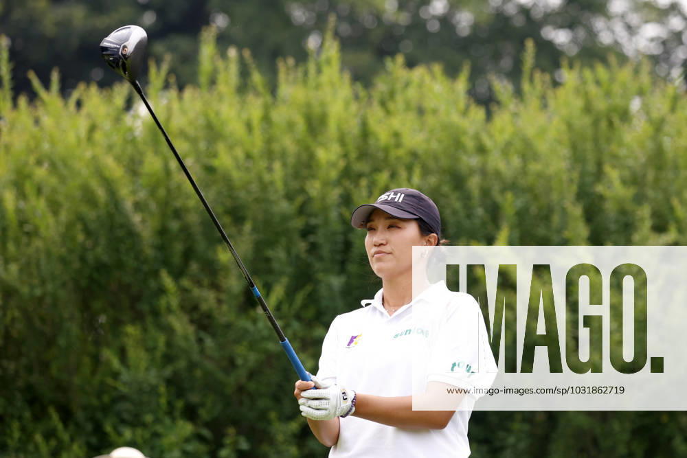 SYLVANIA, OH - JULY 15: LPGA, Golf Damen golfer Annie Park plays her tee shot on the 4th hole during the final round of the Dana Open on July 16, 2023, at Highland Meadows Golf Club in Sylvania, Ohio. (Photo by Brian Spurlock Icon Sportswire) GOLF: JUL 15 LPGA Dana Open Icon230716020