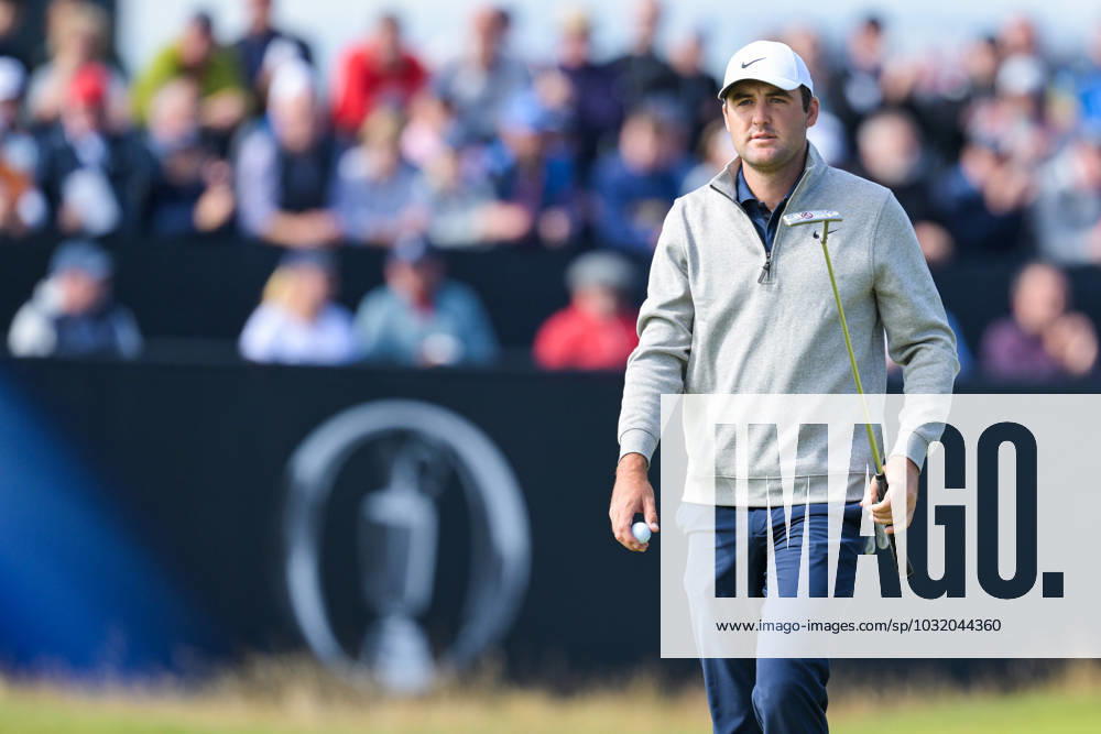 Mandatory Credit: Photo by Greig Cowie Shutterstock (14015622ah) Scottie Scheffler on the 1st Green The British Open Championship, Day One, Golf, Royal Liverpool Golf Club, Liverpool, UK - 20 Jul 2023 The British Open Championship, Day One, Golf, Royal Liverpool Golf Club, Liverpool, UK - 20 Jul 2023