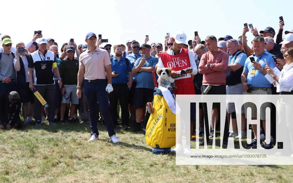 Northern Ireland s Rory Mcllroy stands in the rough on the second hole on the first day at the 151st Open Championship at Royal Liverpool Golf Club in Hoylake, England on Thursday, July 20, 2023. LON20230720101 HUGOxPHILPOTT