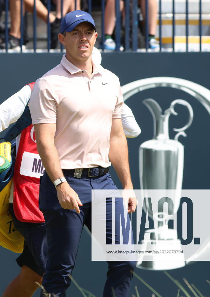 Northern Ireland s Rory Mcllroy on the 1st tee on the first day at the 151st Open Championship at Royal Liverpool Golf Club in Hoylake, England on Thursday, July 20, 2023. LON2023072088 HUGOxPHILPOTT